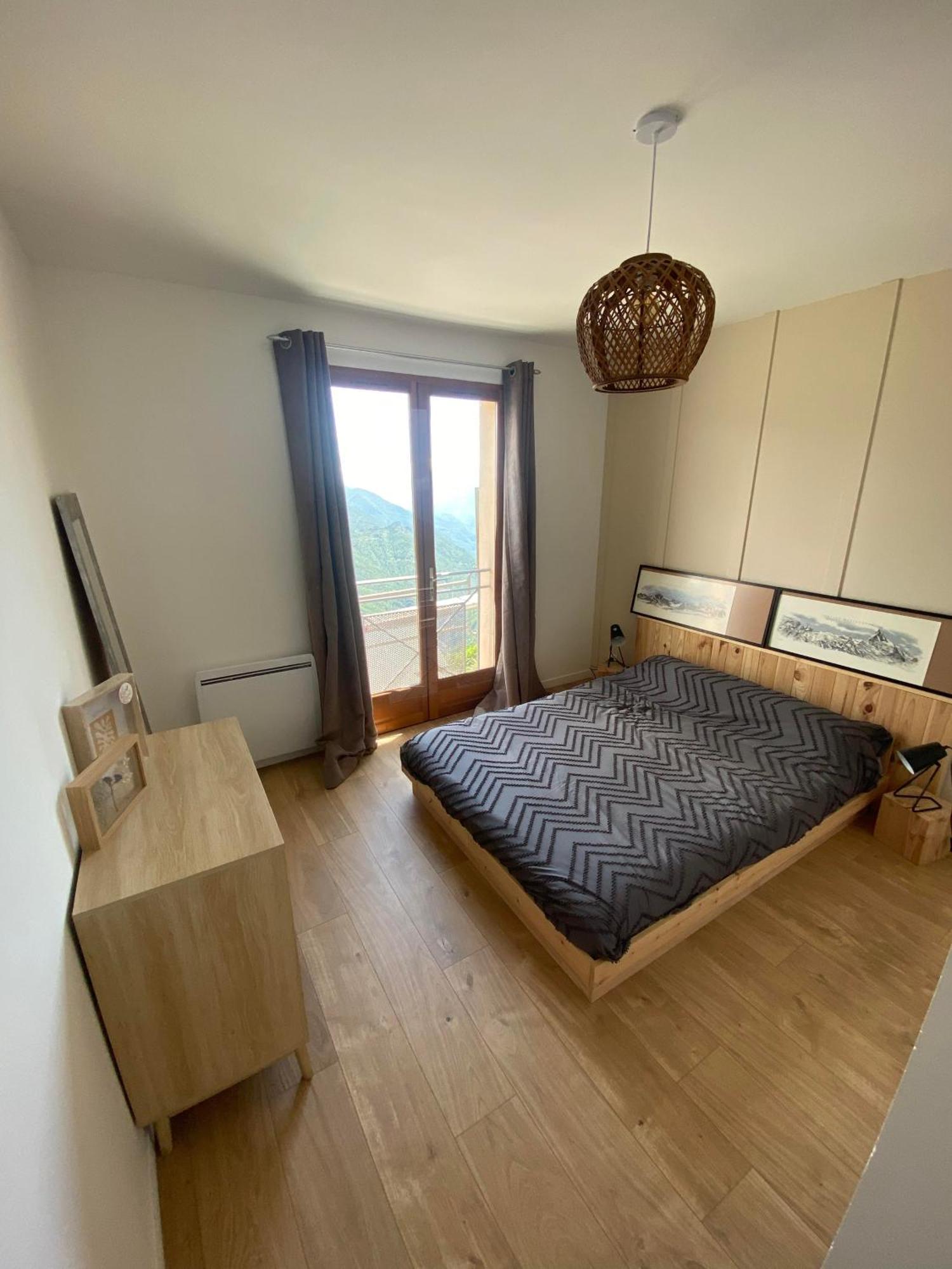 Grande Maison Vue Montagne Au Calme Rimplas ภายนอก รูปภาพ